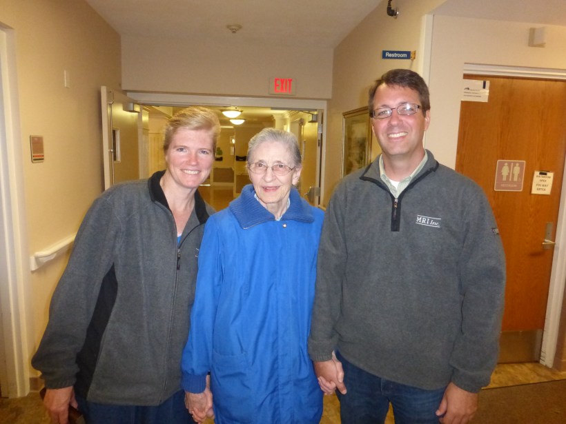 Mike's dad passed away on Dec. 5th in Illinois. We got to spend some time with his mom and his family before returning.