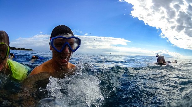 A German missionary had an underwater camera!