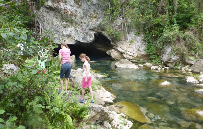 Arriving at Tet Lakil, a natural spring that emerges from a cave!
