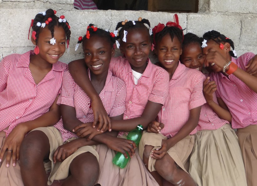These group of girls are from "Zabo" HCH school.  I think they thought we were interesting!
