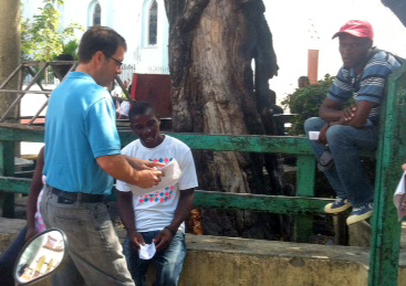 A local park was a great place to meet people and share the message of God's love!