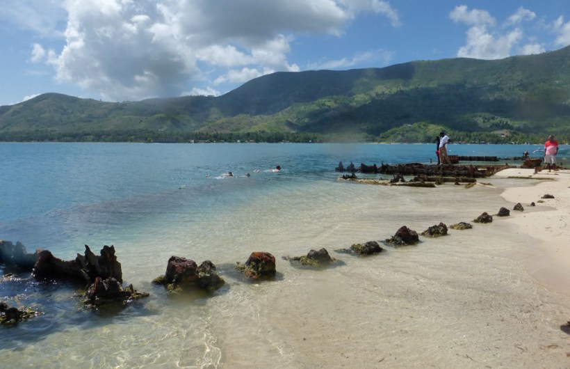Checking out some sunken ships!