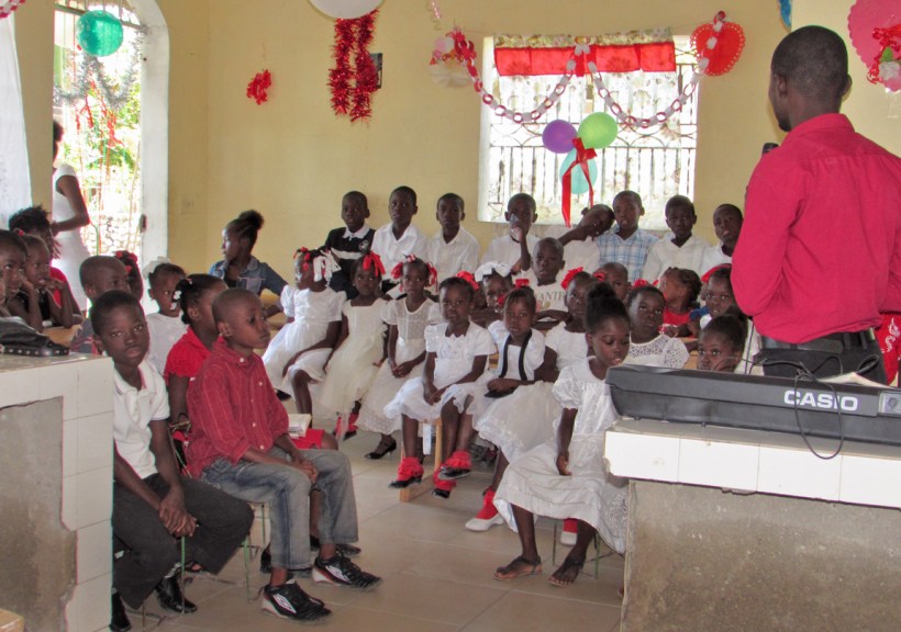 The kids were dresses in their best for the program!